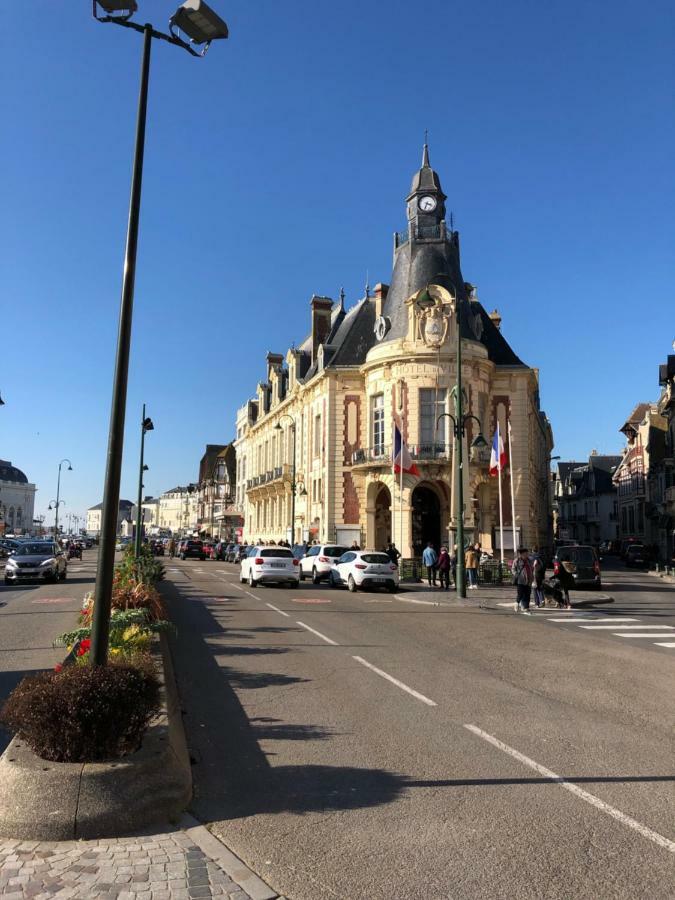 L'Etoile De Trouville Trouville-sur-Mer Exterior foto